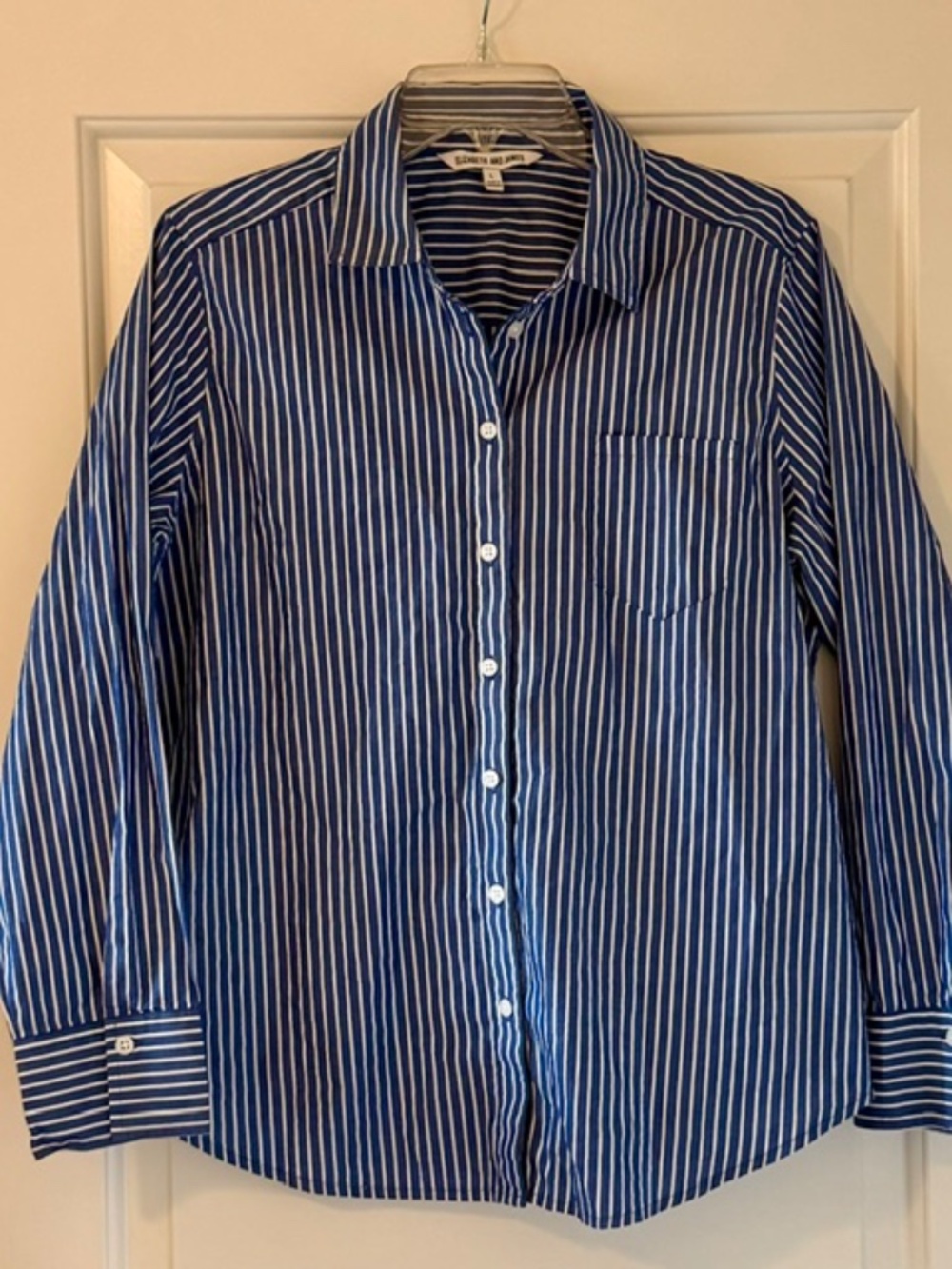 Elizabeth and James Blue/ White Stripe Shirt with Back Detail Size L